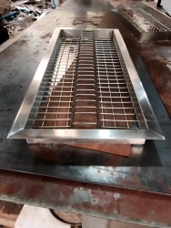 KHAY DĨA 300X800X50